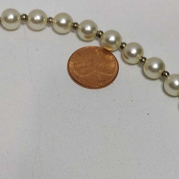 Necklace Faux pearls With goldtone spacers 22" - Picture 5 of 5